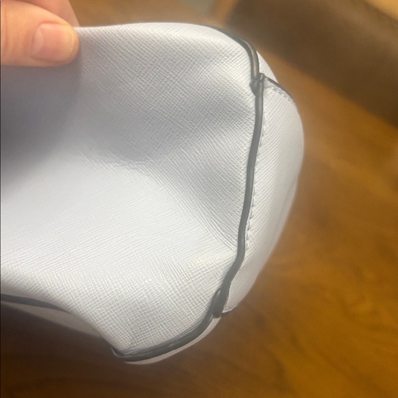 GUESS Pale Blue Bag - Picture 4 of 14